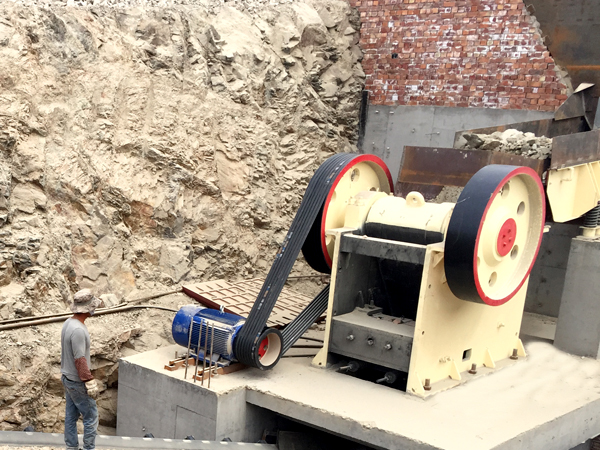 大石頭破碎機(jī)詳細(xì)型號及報價